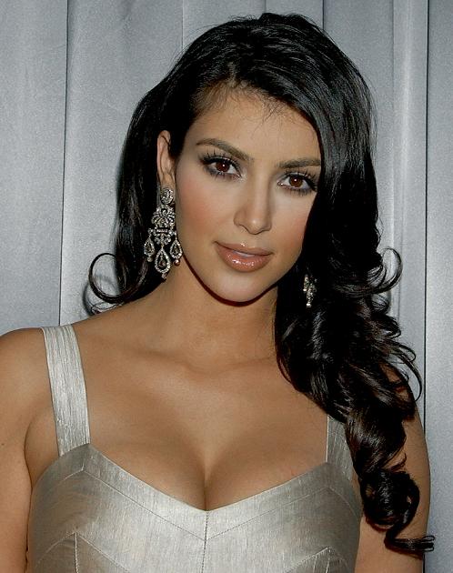 http://www.fabdazzle.com/wp-content/uploads/2007/10/kim-kardashian0.jpg